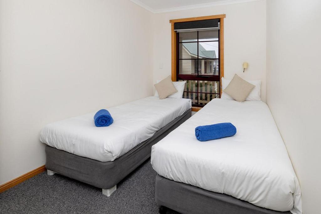 Kitty'S Cottages - Managed By Big4 Strahan Holiday Retreat Luaran gambar